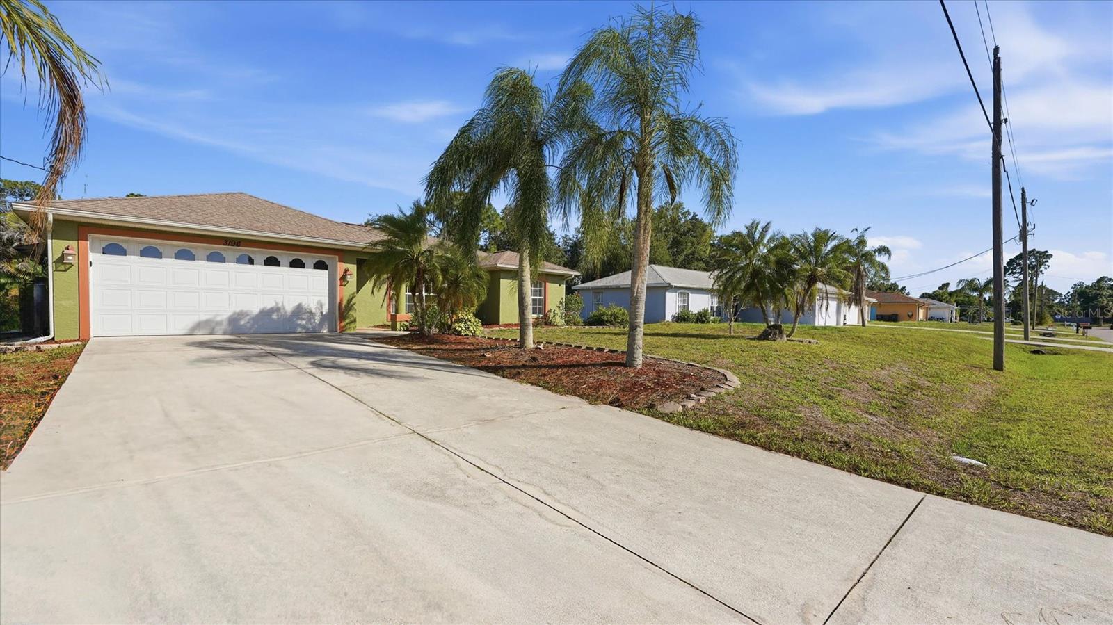 3196 CIRCLEVILLE ST, NORTH PORT, FL — photo 2