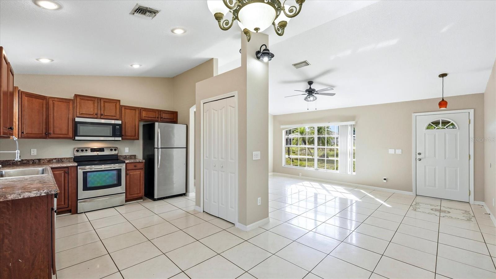 3196 CIRCLEVILLE ST, NORTH PORT, FL — photo 10
