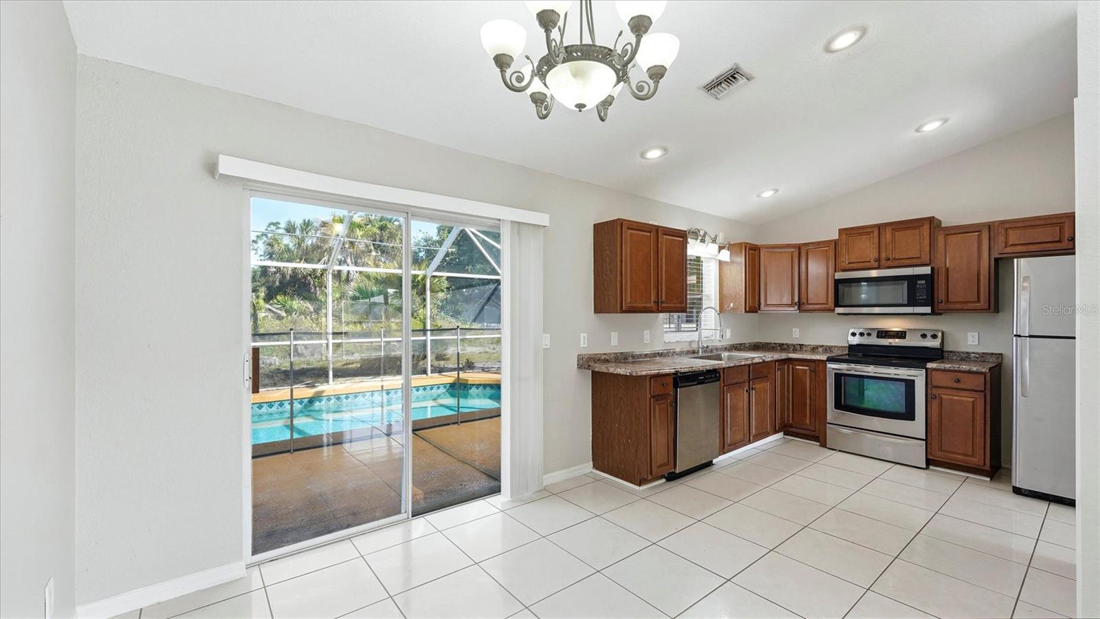3196 CIRCLEVILLE ST, NORTH PORT, FL — photo 13