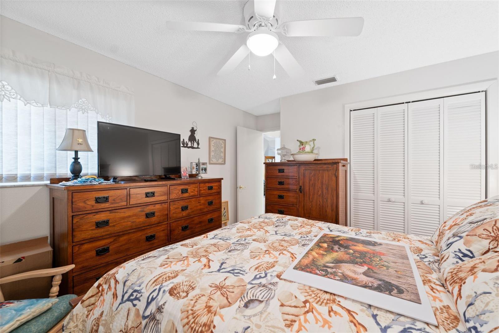 4557 GLEN HOLW, NEW PORT RICHEY, FL — photo 17