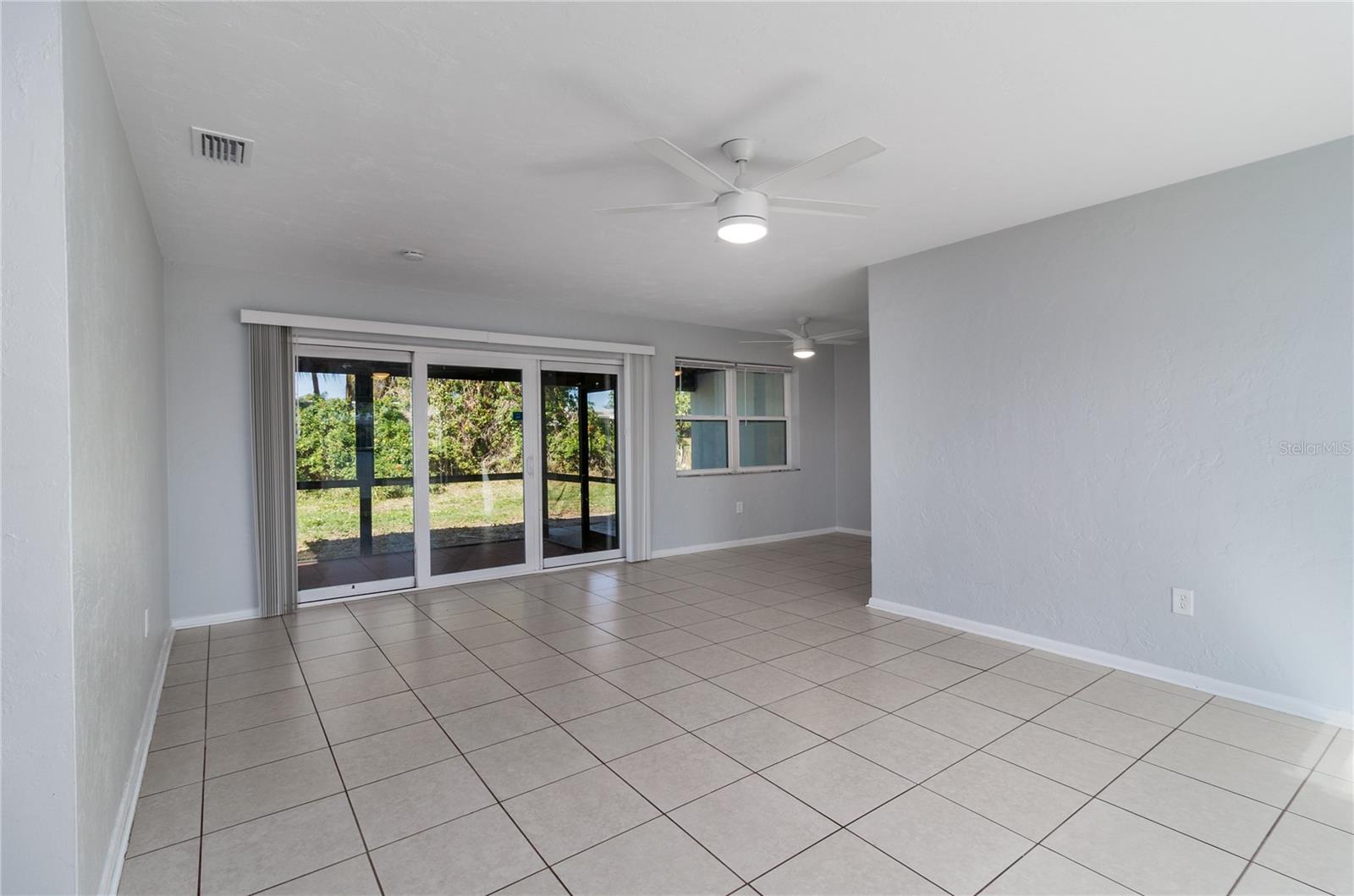2159 FLOYD CT, PORT CHARLOTTE, FL — photo 2
