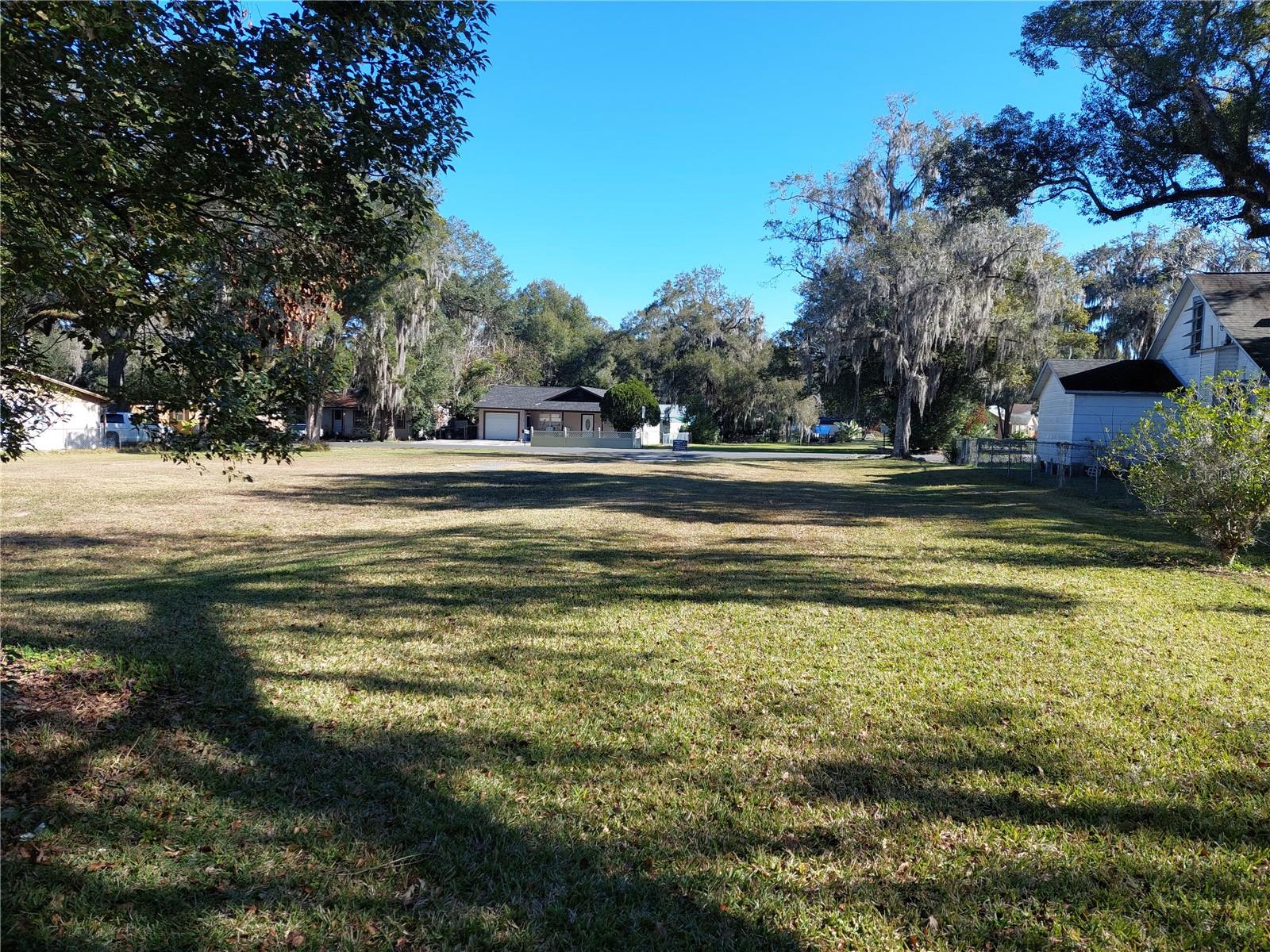 5449 12TH ST, ZEPHYRHILLS, FL — photo 2