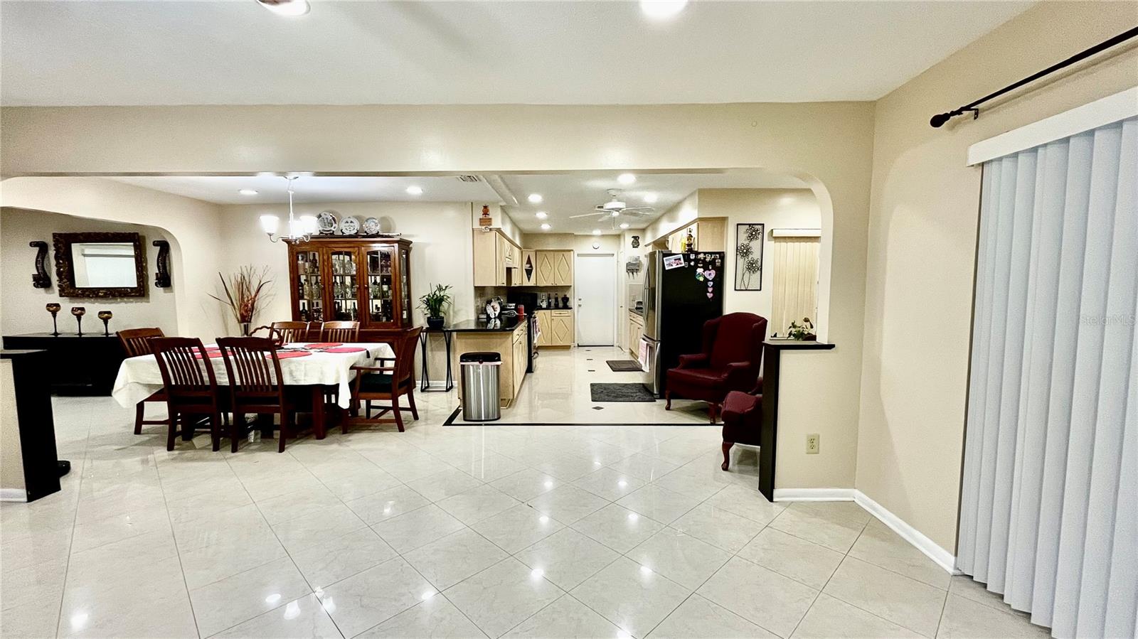 14216 BRIARTHORN DR, TAMPA, FL — photo 8