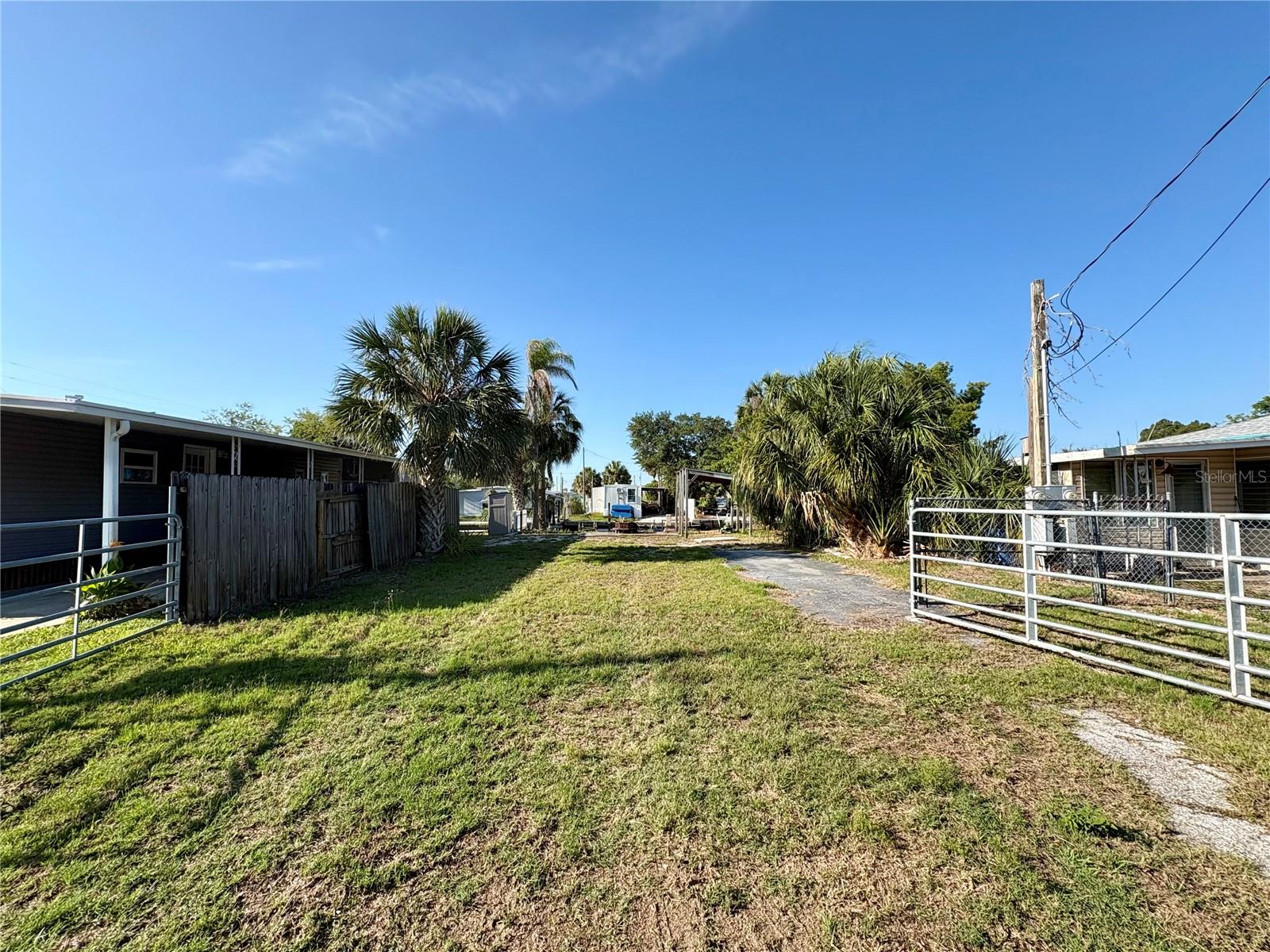6832 ALBATROSS LN, HUDSON, FL — photo 4