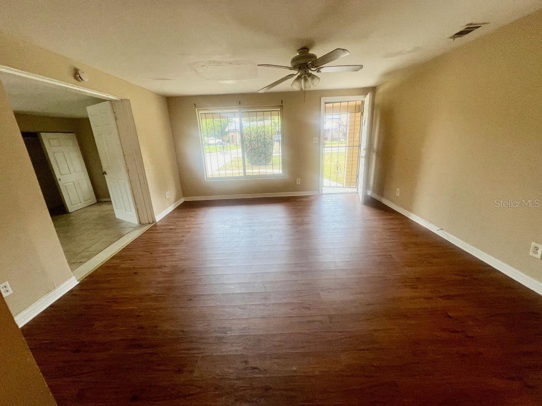 5011 N 39TH ST, TAMPA, FL — photo 9