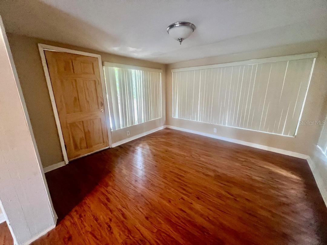 5011 N 39TH ST, TAMPA, FL — photo 11