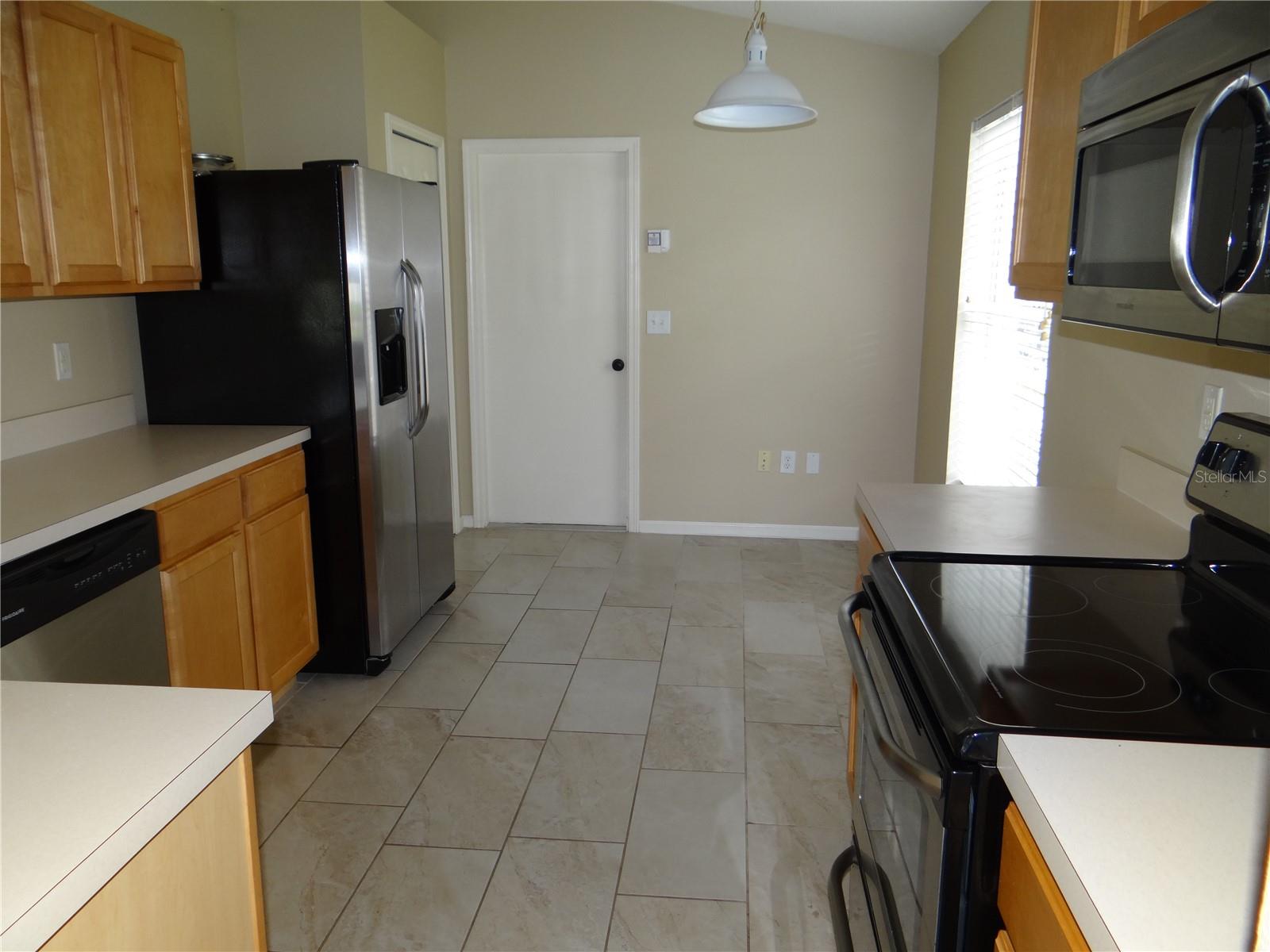 5930 WAR ADMIRAL DR, WESLEY CHAPEL, FL — photo 2