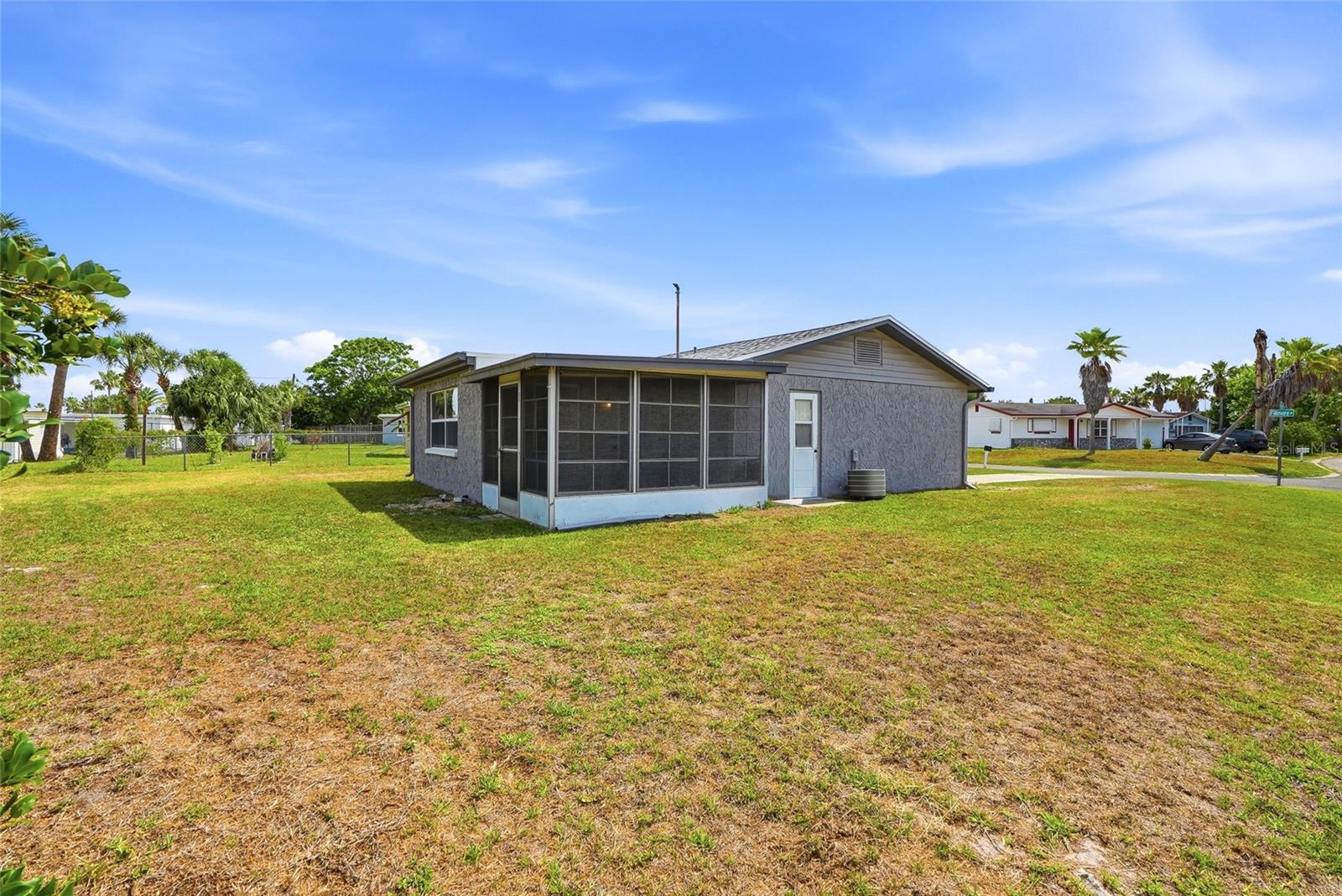 10737 FILLMORE AVE, PORT RICHEY, FL — photo 30