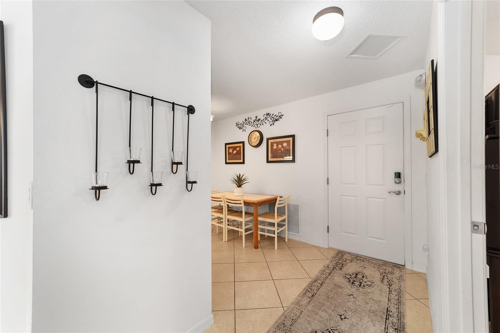 2426 SAFFRON LN, THE VILLAGES, FL — photo 9