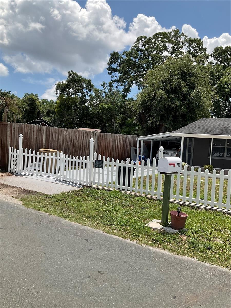 710 E JACKSON ST, KISSIMMEE, FL — photo 2