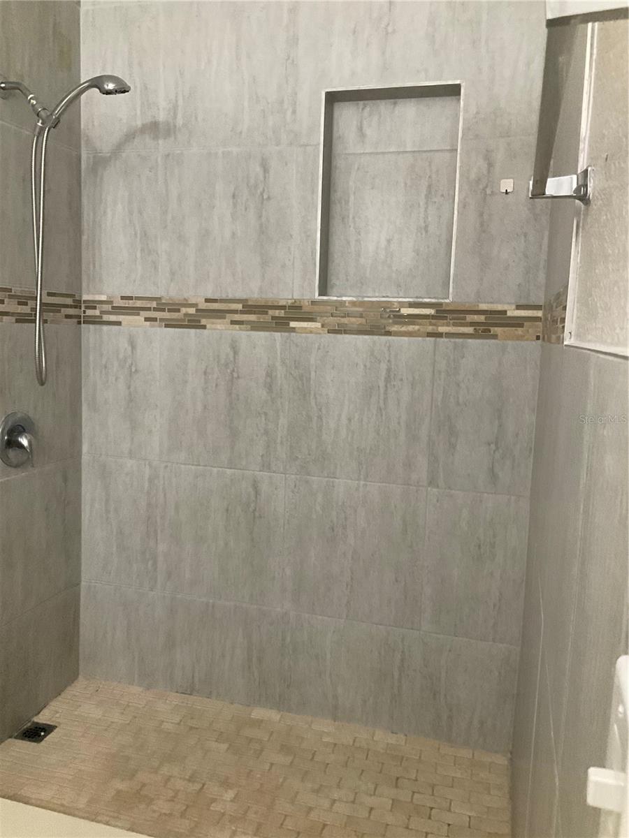 710 E JACKSON ST, KISSIMMEE, FL — photo 18