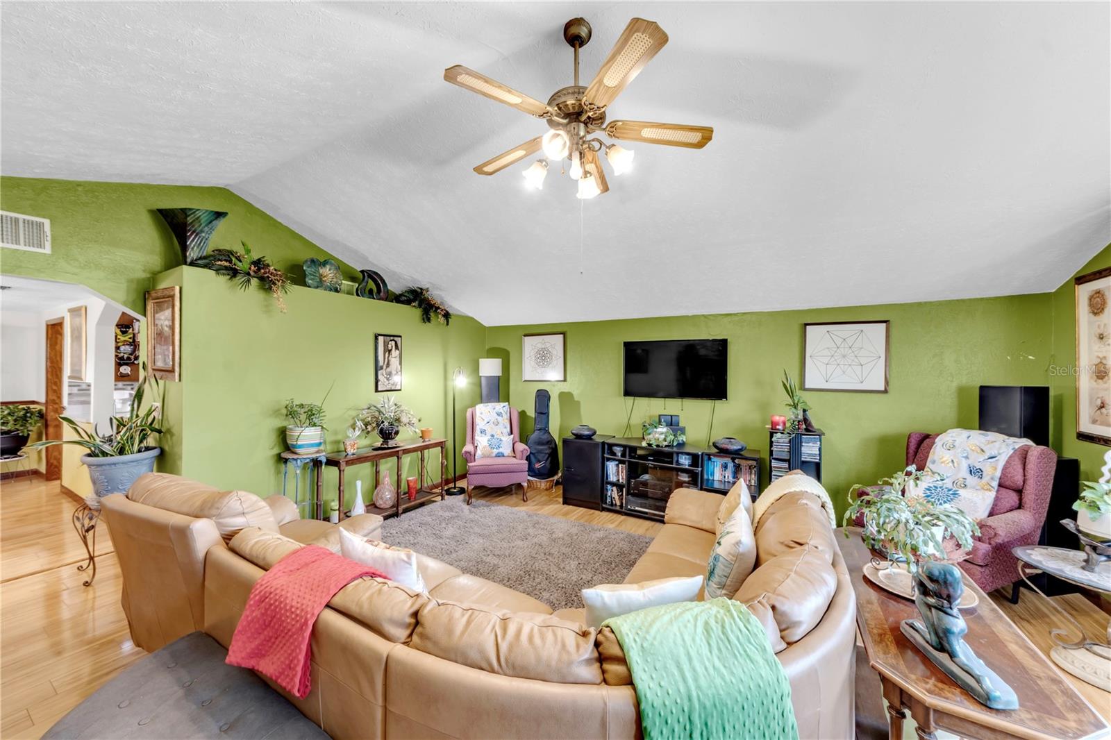 13610 ACKER RD, DOVER, FL — photo 37