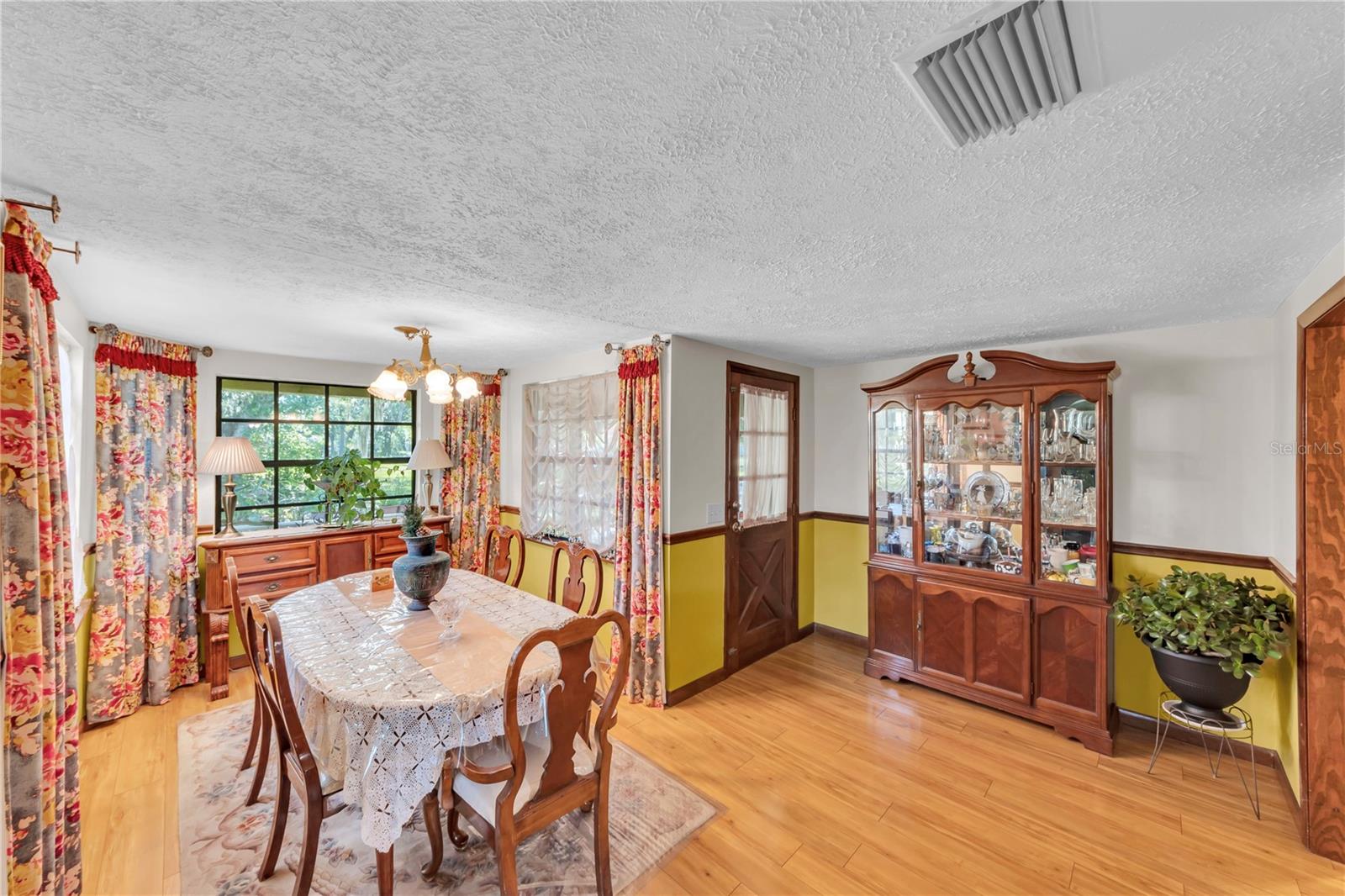 13610 ACKER RD, DOVER, FL — photo 42