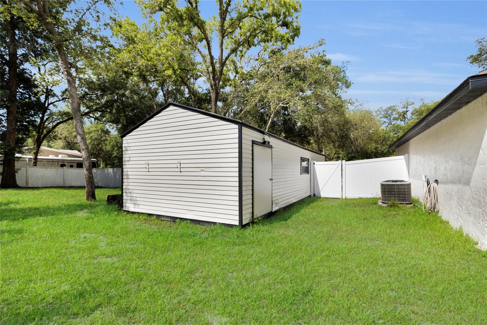40206 PALM ST, LADY LAKE, FL — photo 23