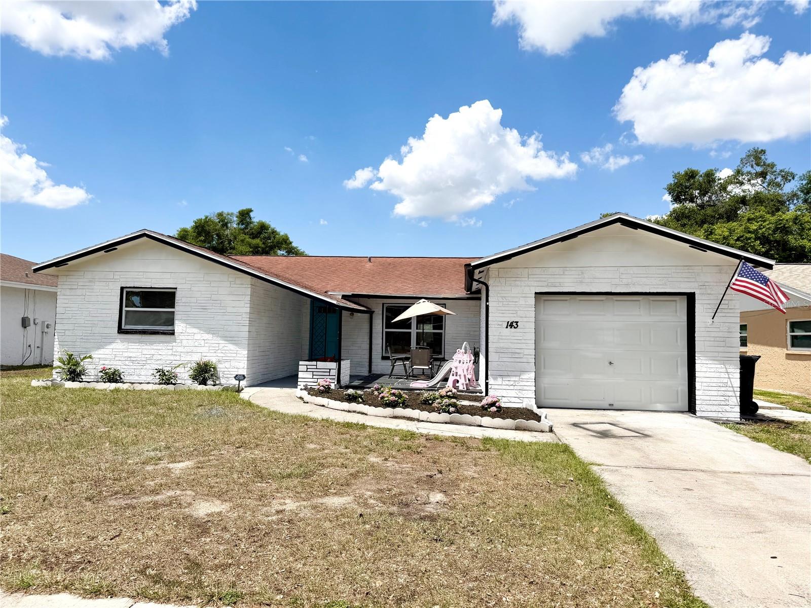 143 VALLEY CIR, BRANDON, FL