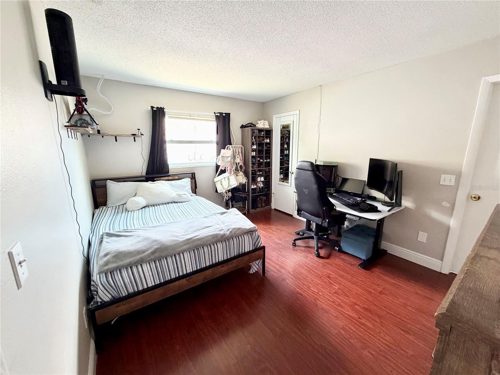 143 VALLEY CIR, BRANDON, FL — photo 18