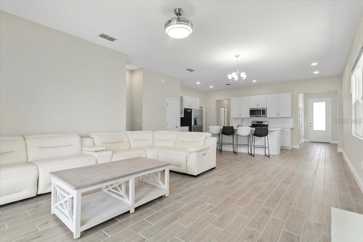 1691 KEY BAY TRL, KISSIMMEE, FL — photo 2