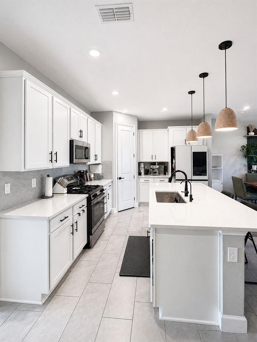 128 ARLINGTON SQUARE CT, HAINES CITY, FL — photo 4