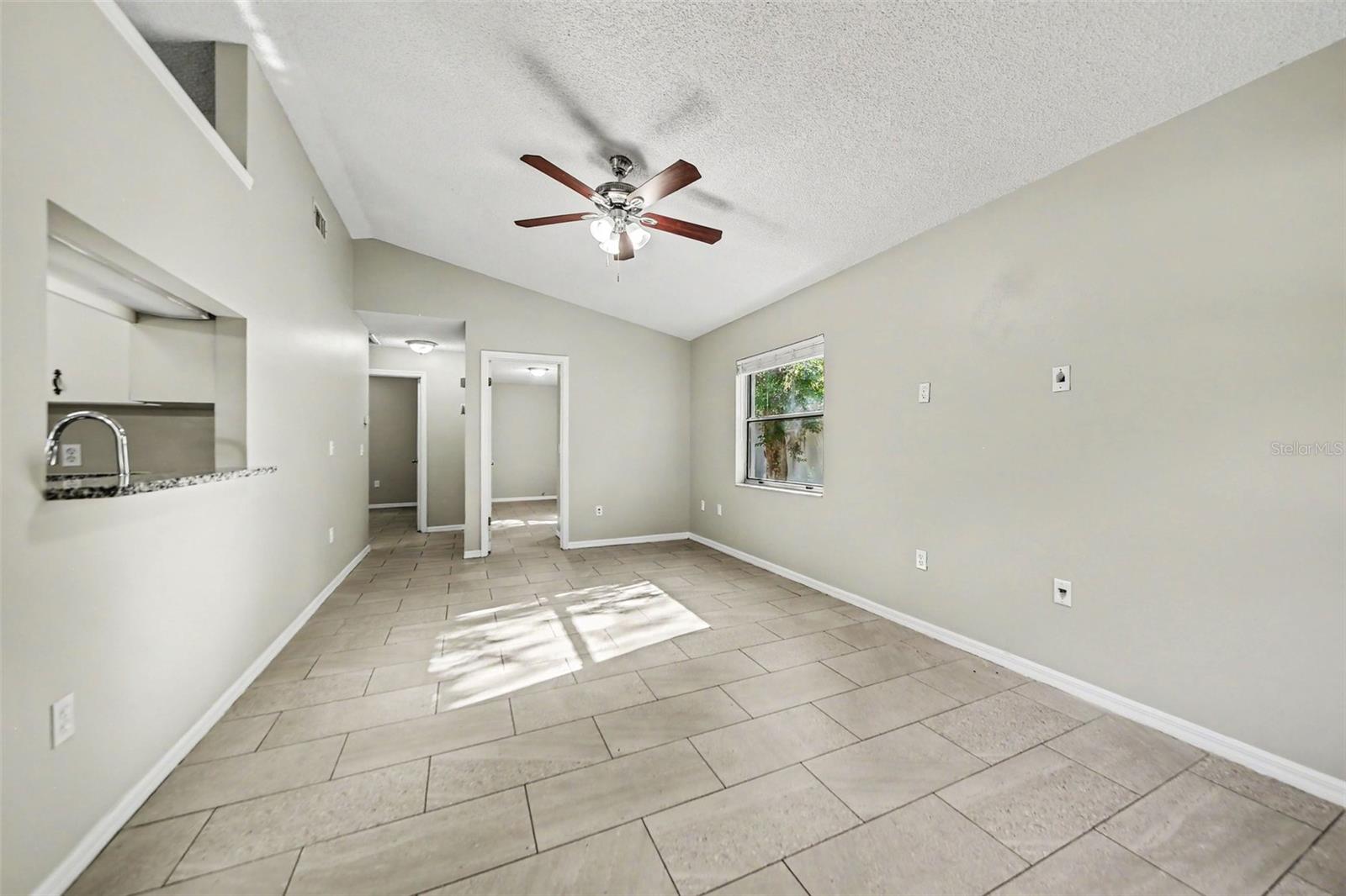 2710 LORRAINE DR, LEESBURG, FL — photo 11
