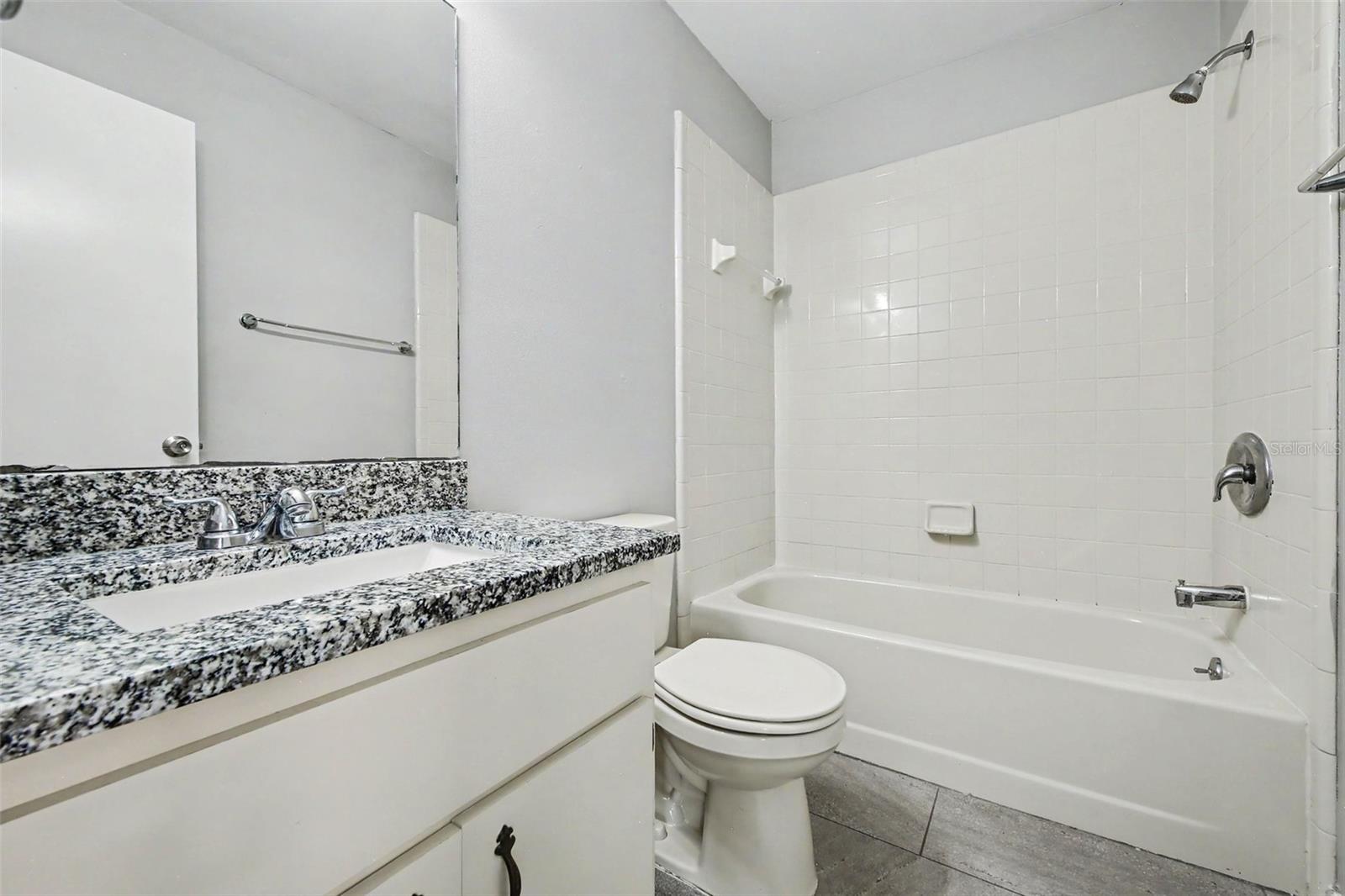 2710 LORRAINE DR, LEESBURG, FL — photo 32