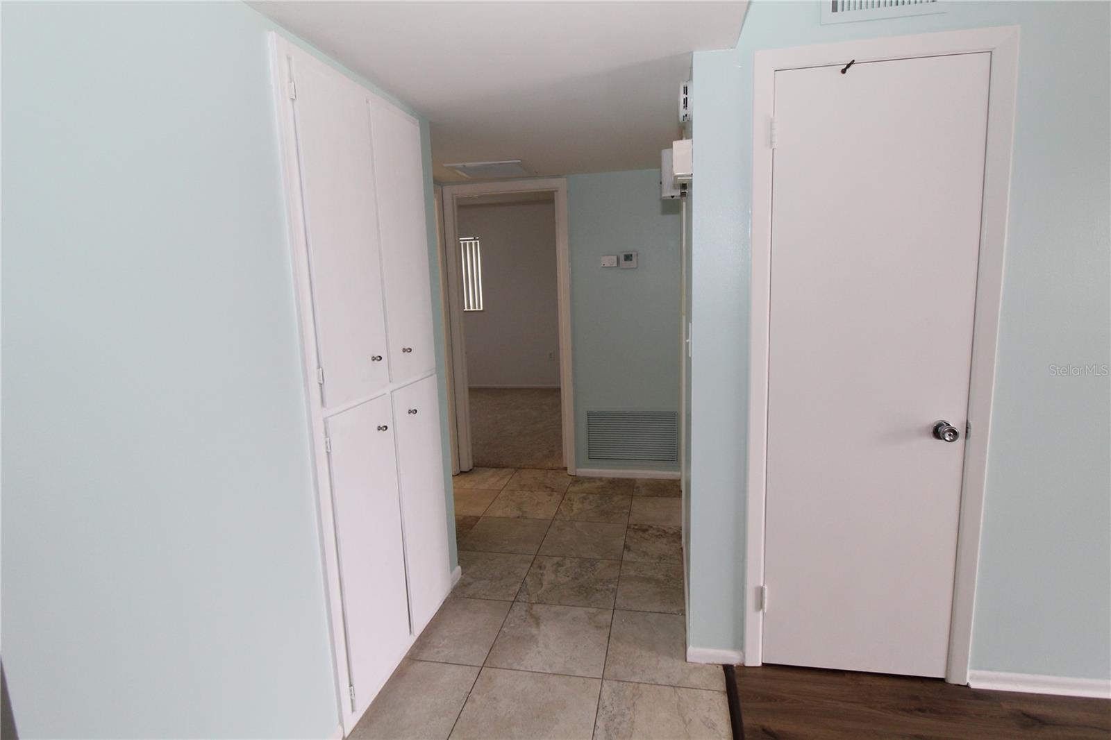 1104 DESERT HILLS DR, SUN CITY CENTER, FL — photo 13