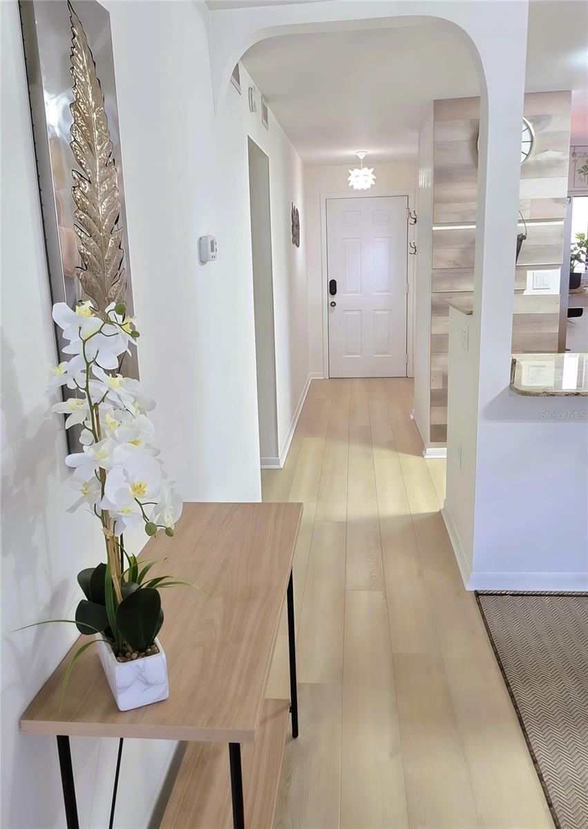 106 1ST ST E #215, ST PETERSBURG, FL — photo 16