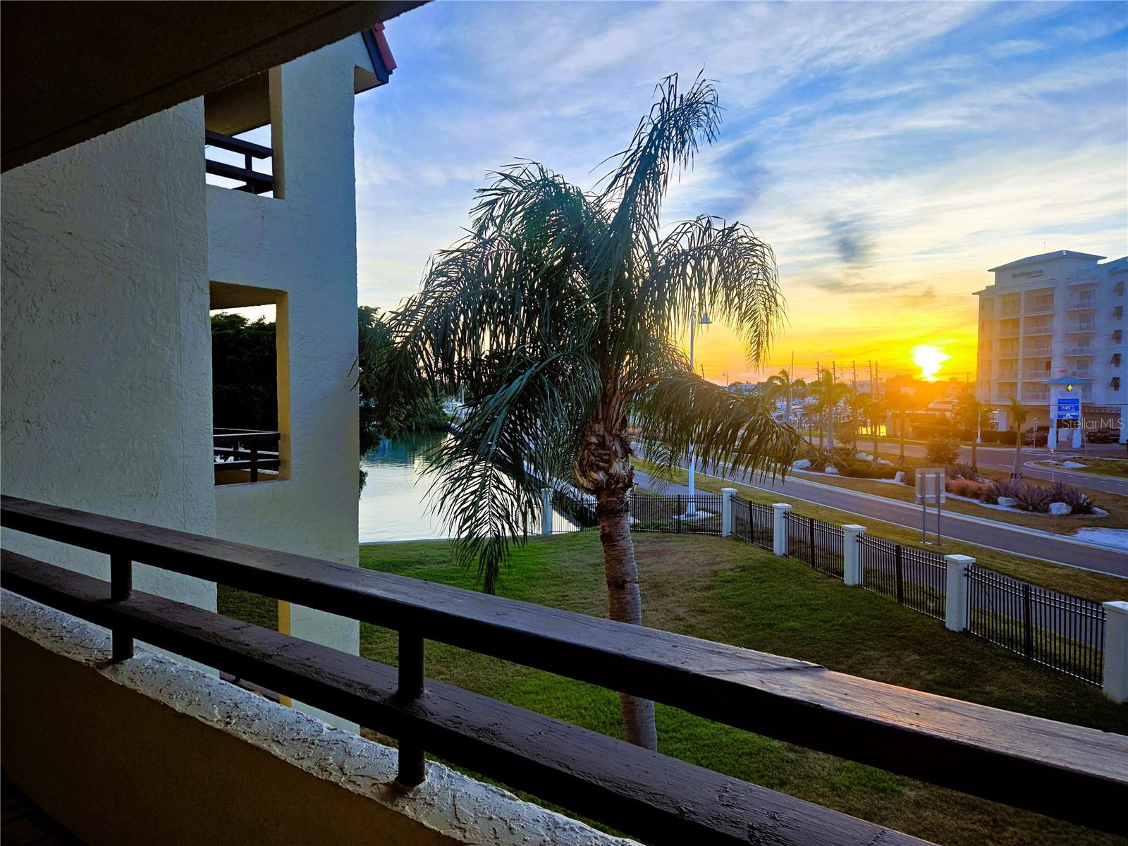 106 1ST ST E #215, ST PETERSBURG, FL — photo 29