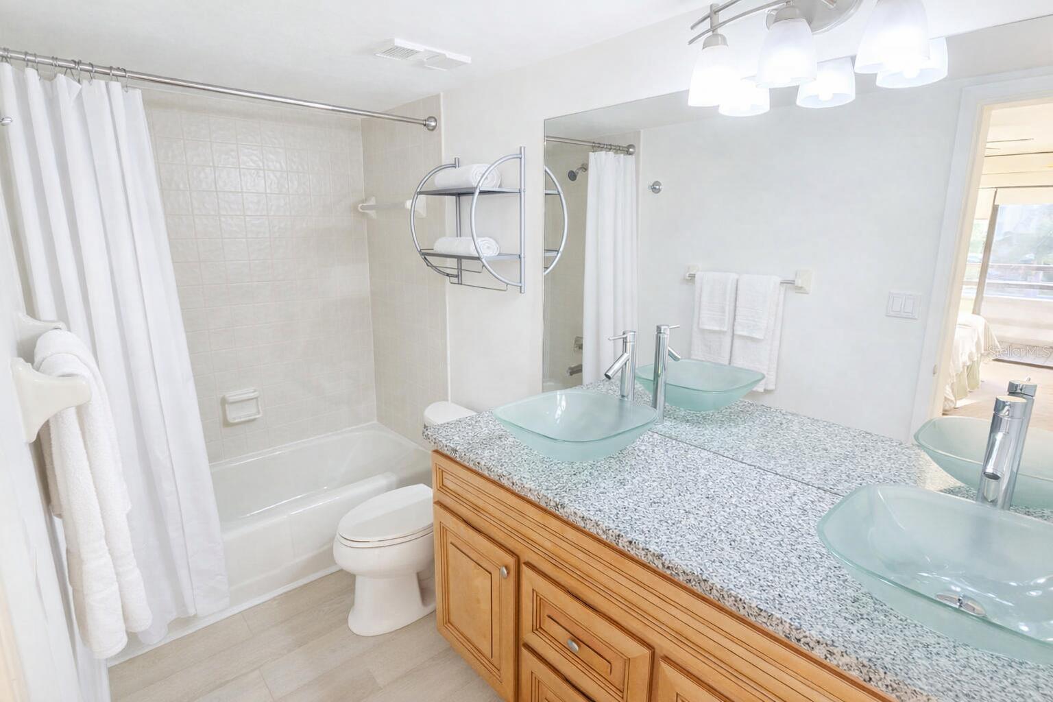 106 1ST ST E #215, ST PETERSBURG, FL — photo 34