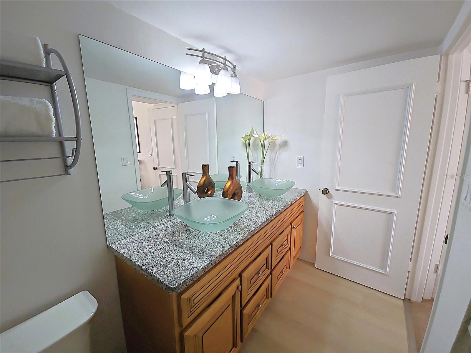 106 1ST ST E #215, ST PETERSBURG, FL — photo 35