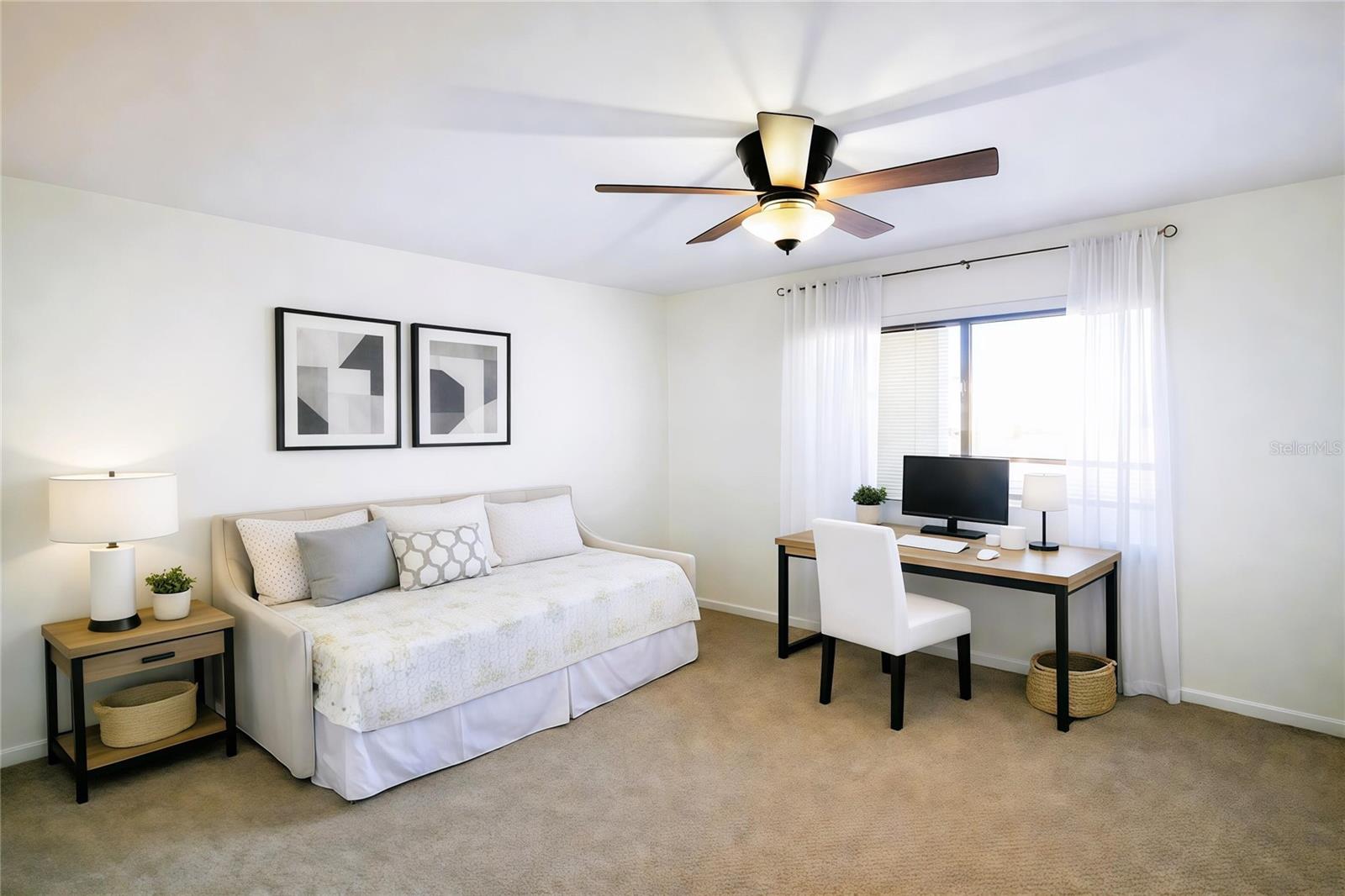 106 1ST ST E #215, ST PETERSBURG, FL — photo 36