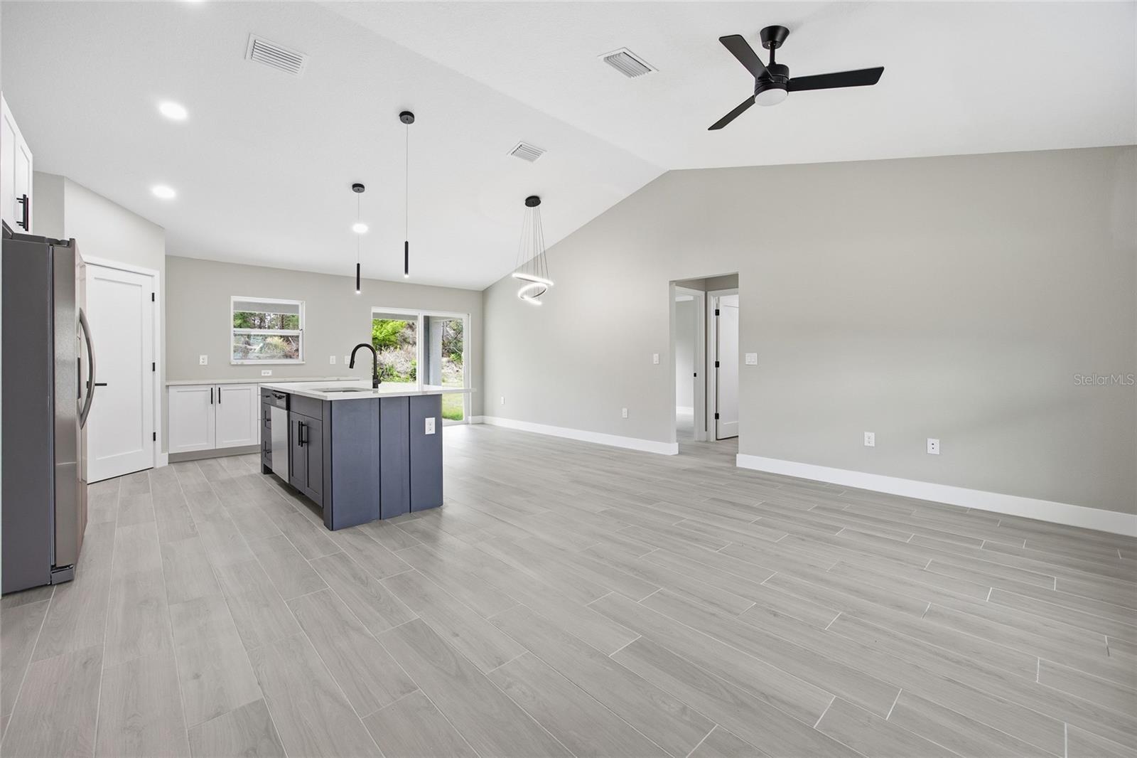 3086 W HAMPSHIRE BLVD, CITRUS SPRINGS, FL — photo 3