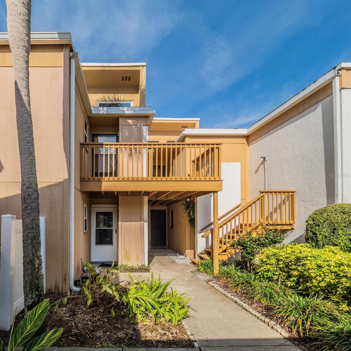 1051 S HIGHLAND ST #7E, MOUNT DORA, FL