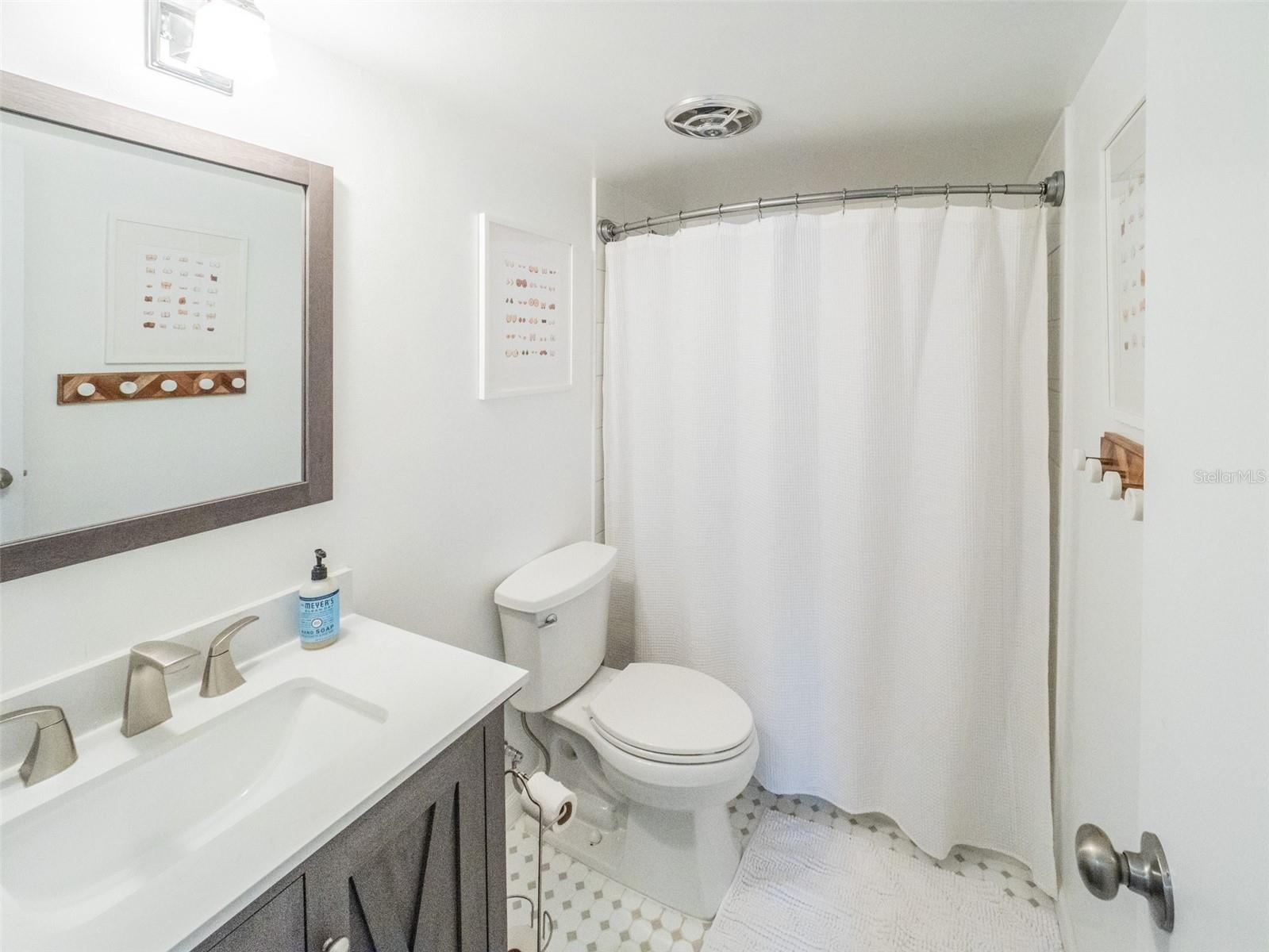 1051 S HIGHLAND ST #7E, MOUNT DORA, FL — photo 41
