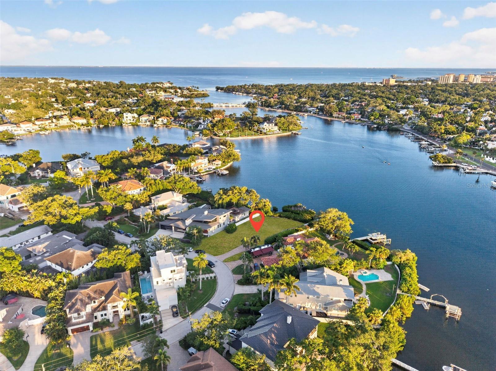 1026 MONTEREY BLVD NE, ST PETERSBURG, FL — photo 11