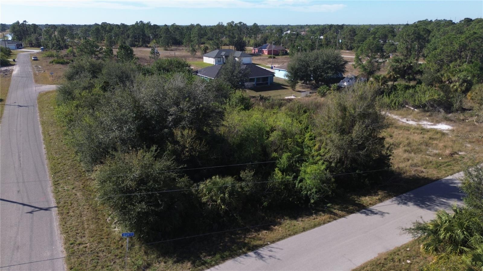 880 GULF LN, LEHIGH ACRES, FL — photo 2
