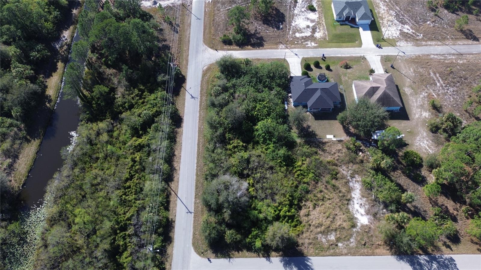 880 GULF LN, LEHIGH ACRES, FL — photo 5