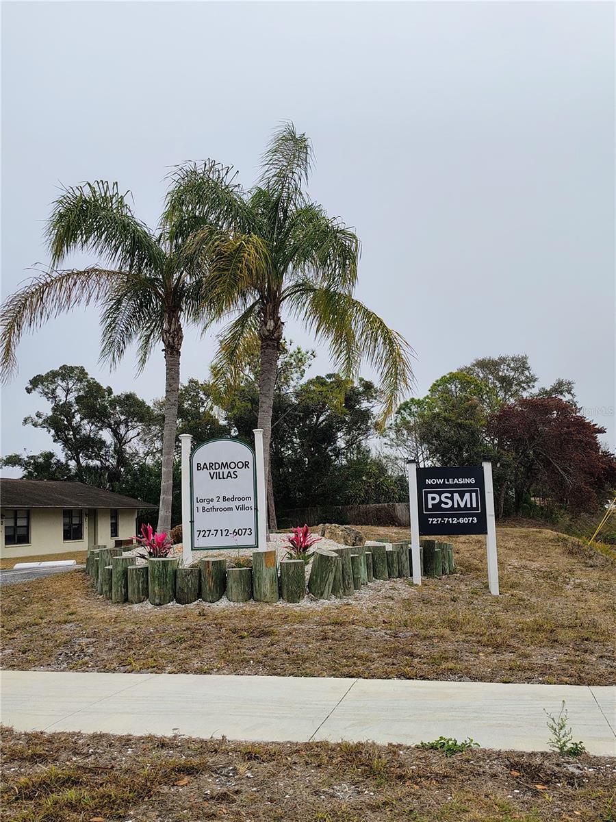 9530 LYNN LN #B, SEMINOLE, FL