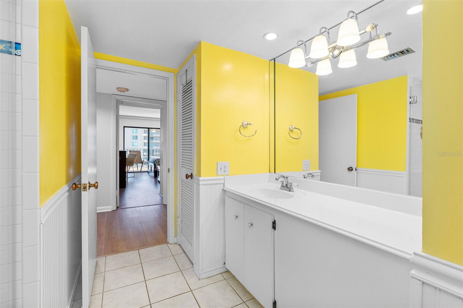 1480 GULF BLVD #1011, CLEARWATER BEACH, FL — photo 32