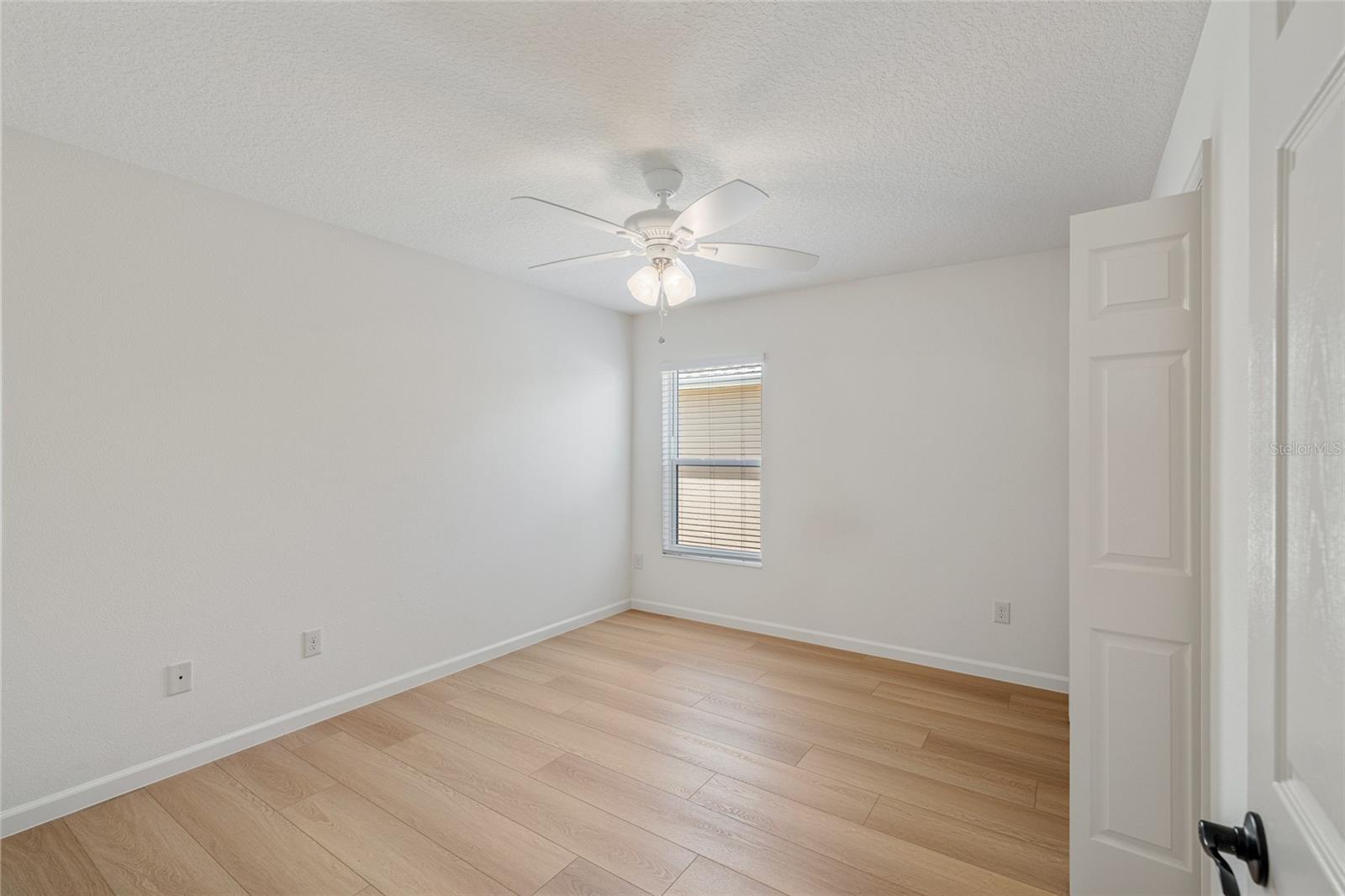 2255 PATRICIA PL, THE VILLAGES, FL — photo 8