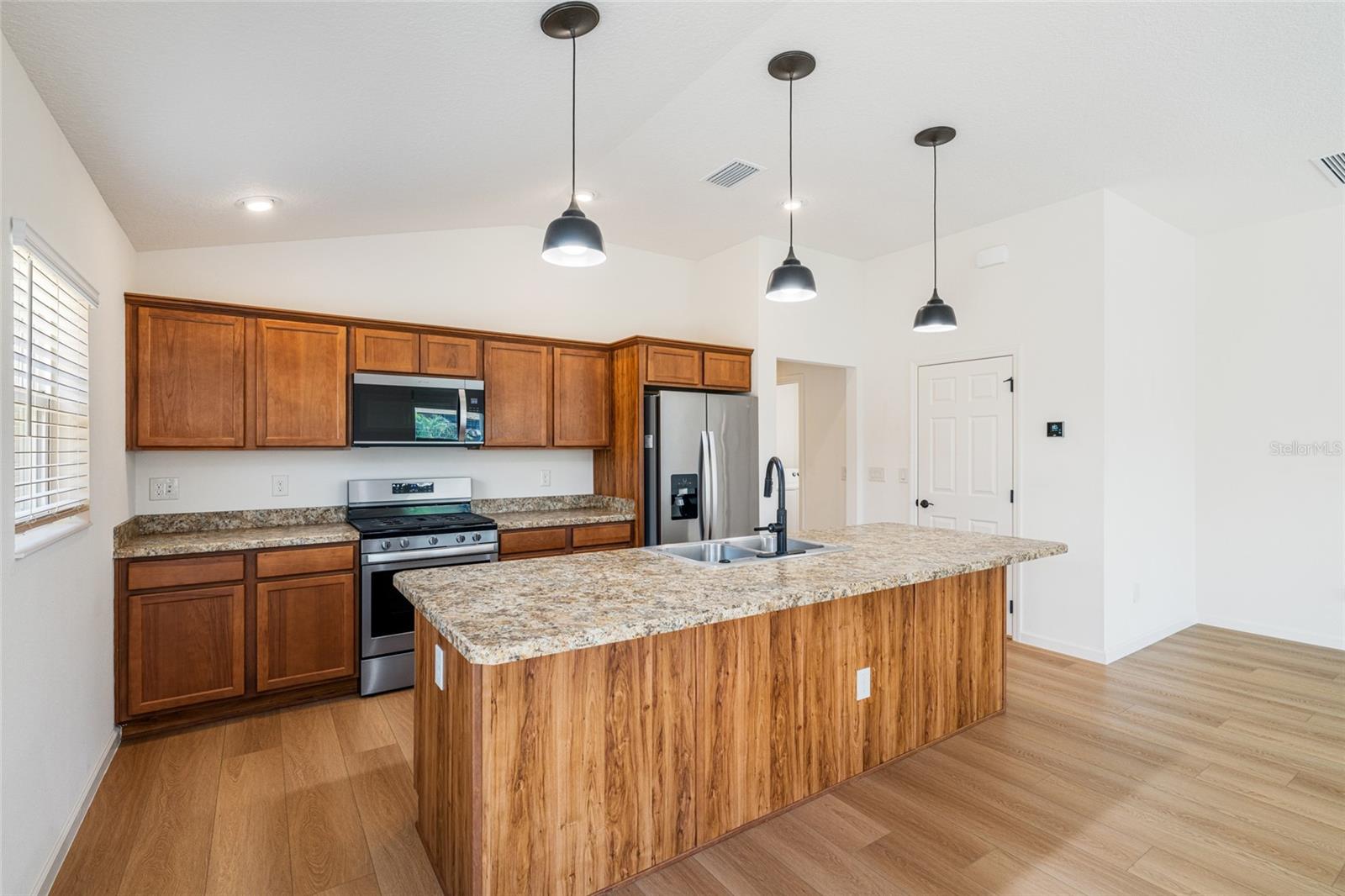2255 PATRICIA PL, THE VILLAGES, FL — photo 19