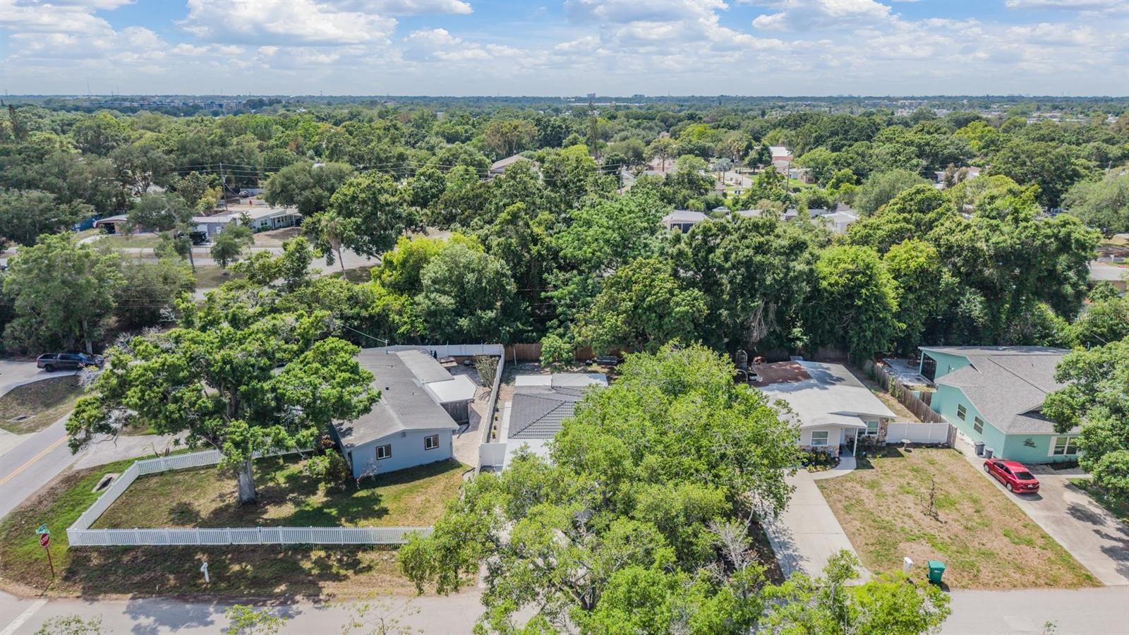 134 EMERALD LN, LARGO, FL — photo 33