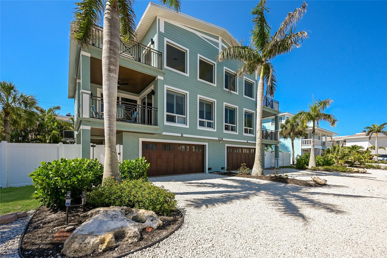 109 6TH ST N #A, BRADENTON BEACH, FL