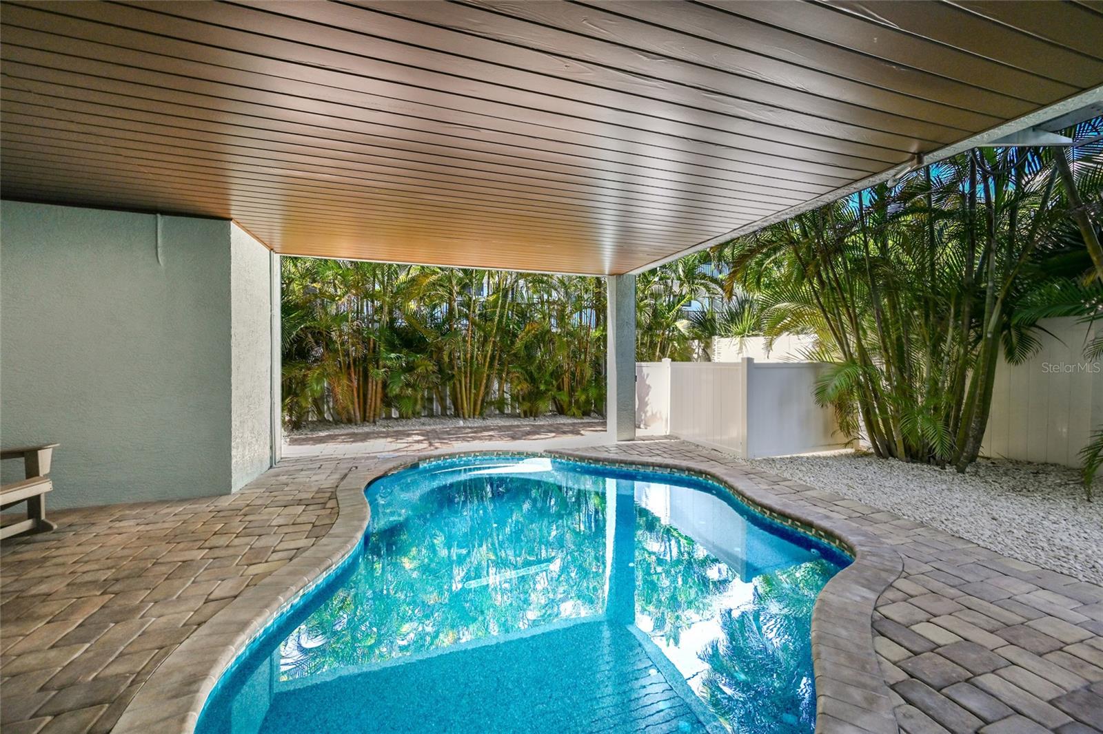 109 6TH ST N #A, BRADENTON BEACH, FL — photo 31