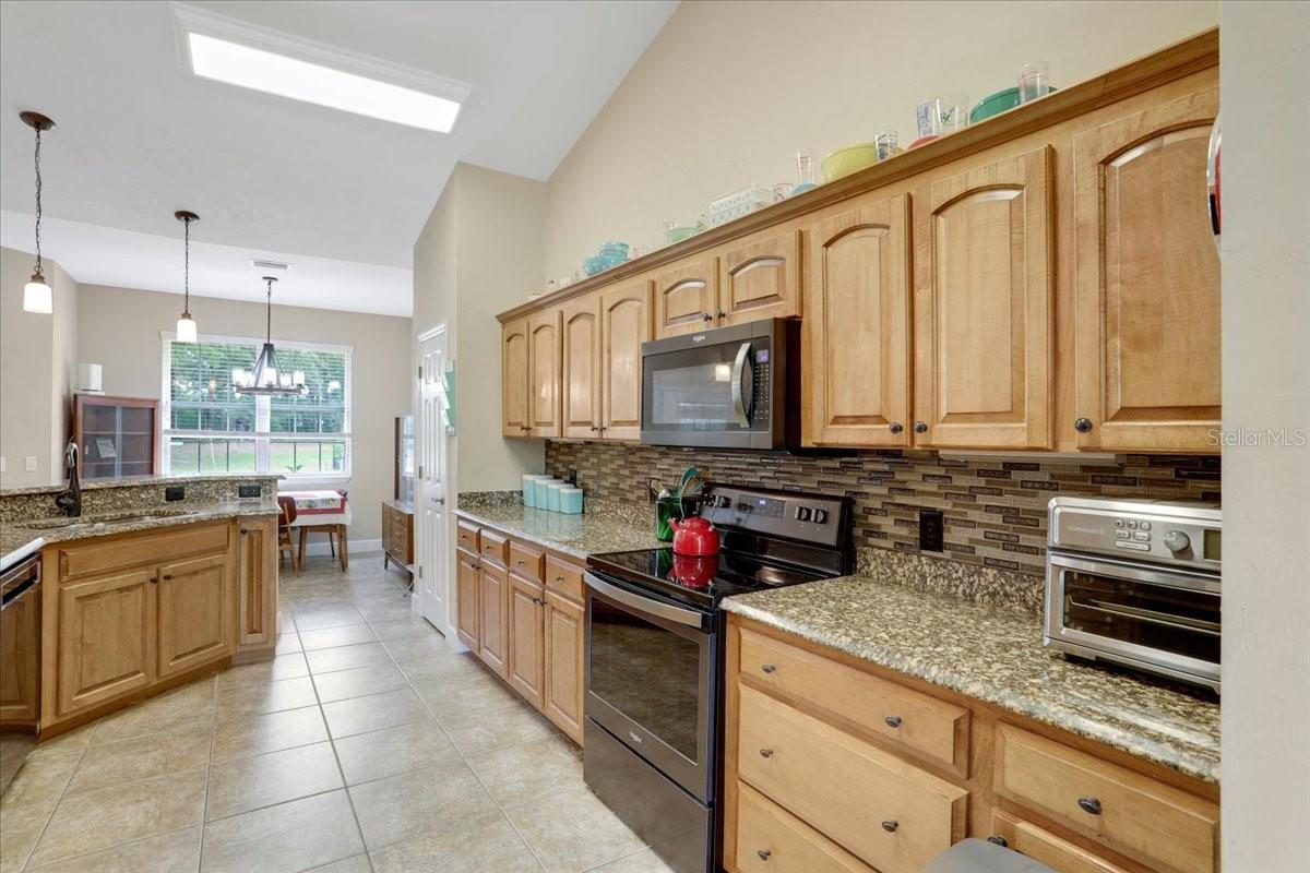 20641 NW 166TH PL, HIGH SPRINGS, FL — photo 11