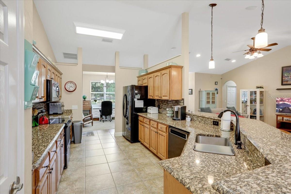 20641 NW 166TH PL, HIGH SPRINGS, FL — photo 13