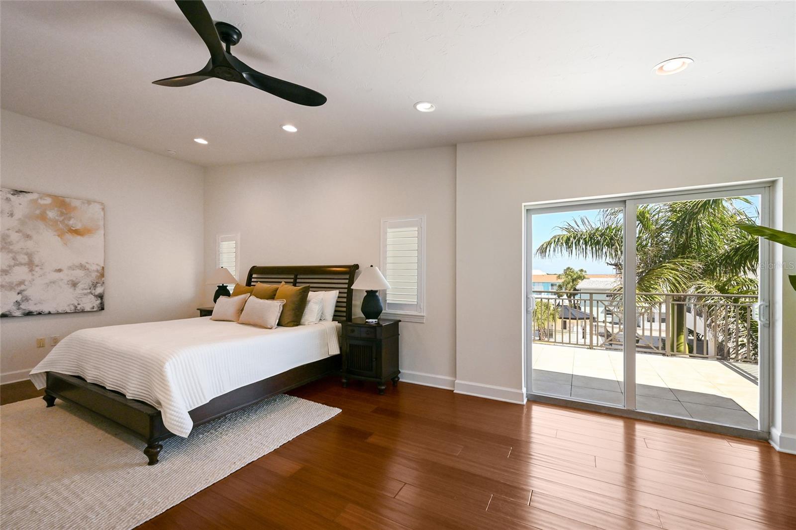 109 6TH ST N #B, BRADENTON BEACH, FL — photo 22