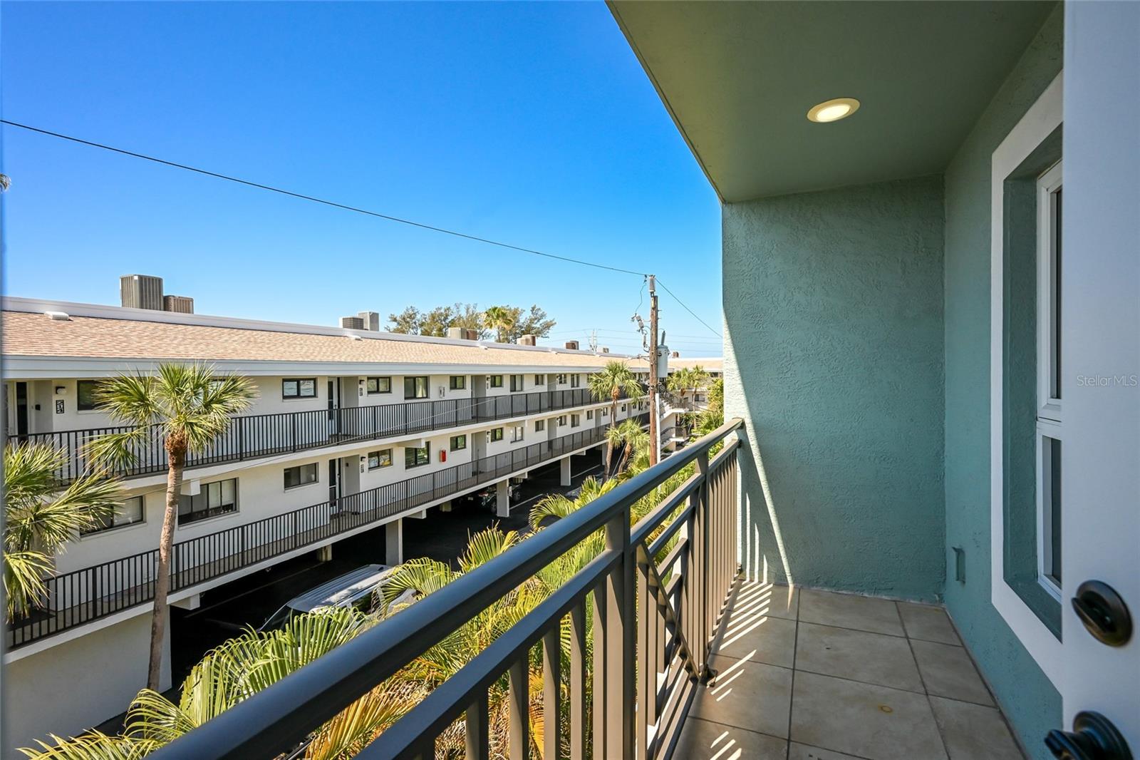 109 6TH ST N #B, BRADENTON BEACH, FL — photo 30