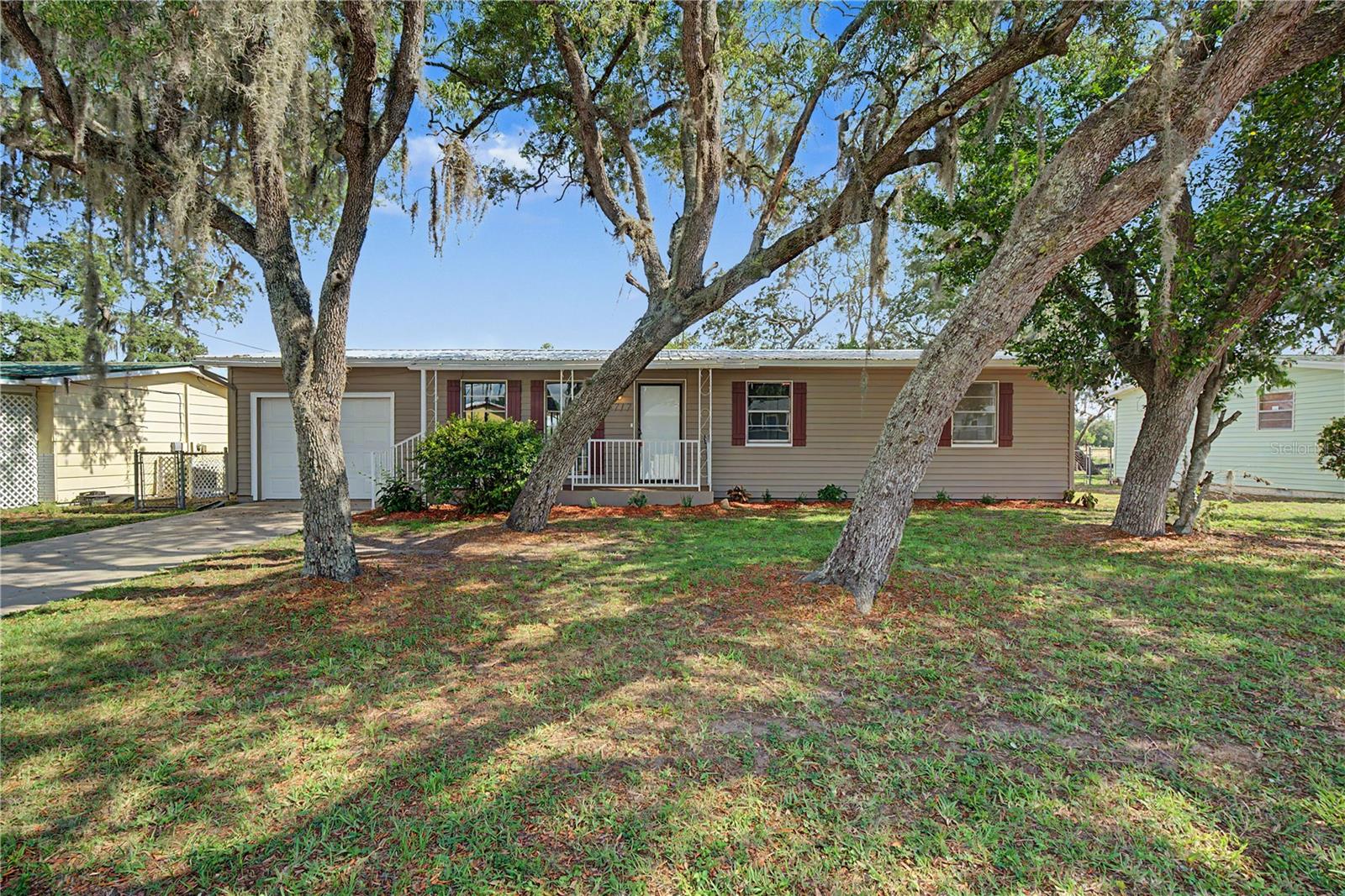 4717 HOWARD ST, SEBRING, FL — photo 2