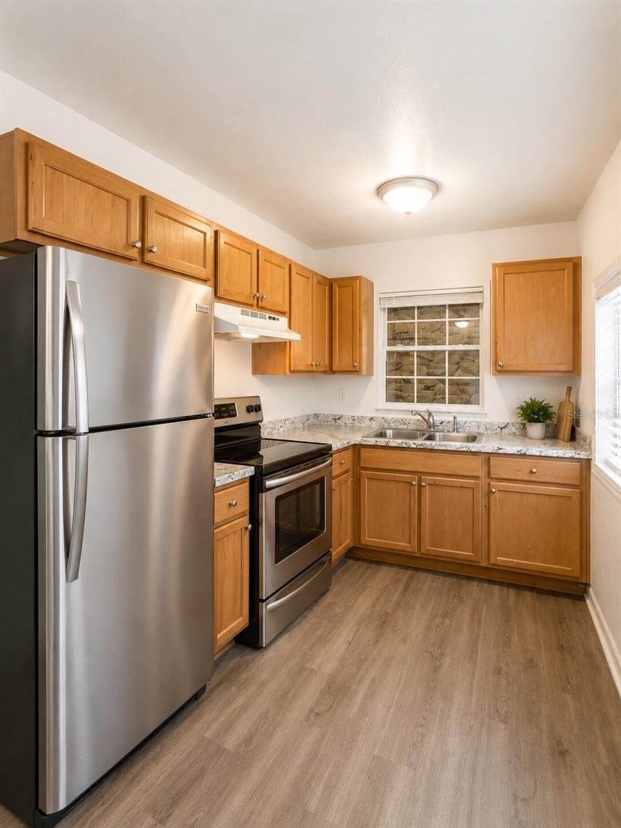 5527 BRYSON DR, ORLANDO, FL — photo 4