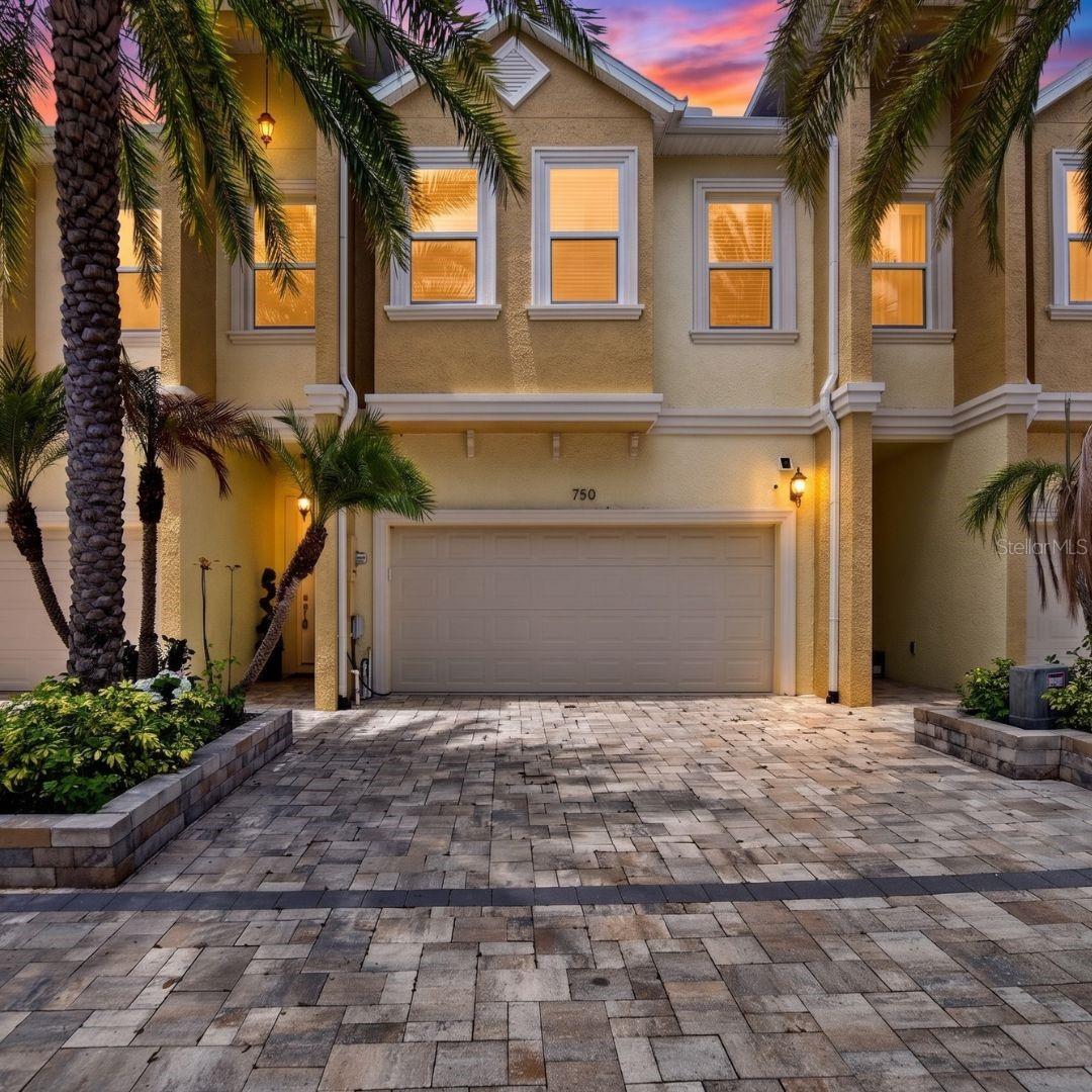 750 GRAND CYPRESS LN, TARPON SPRINGS, FL